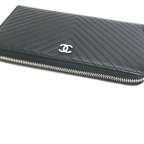 CHANEL A50097 Matelasse CC CC Mark Zip Around Quilted 